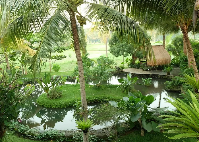 Hotel Omah Apik 4*